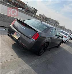 کرایسلەر 300